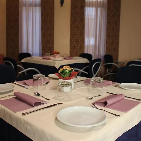 Hotel Moliterno 3*
